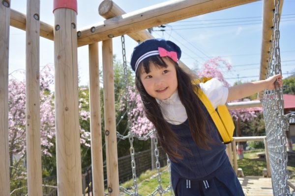 保育士を目指す方へ｜保育とは何か 保育を学ぶ意義について イメージ